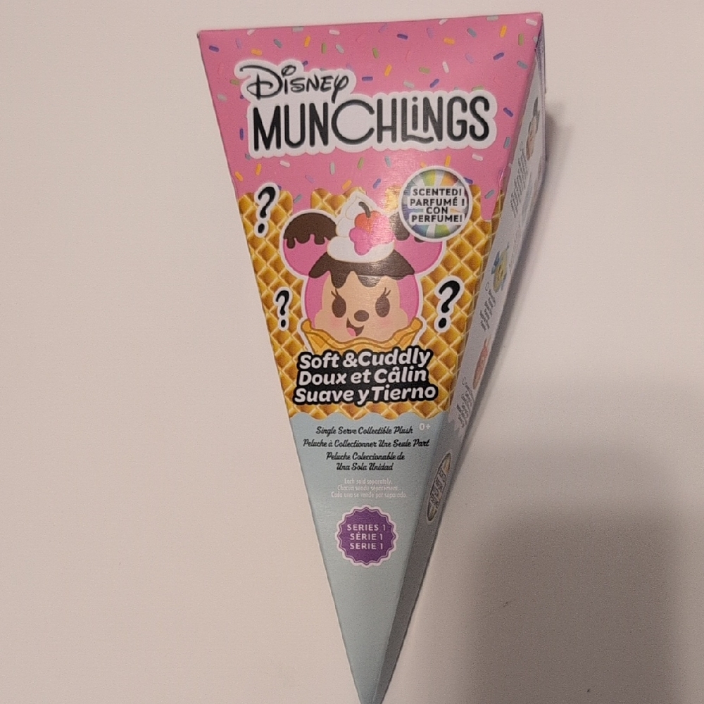 New In Box - Sealed Disney Munchlings Single Serve Collectible Plush - Series 1